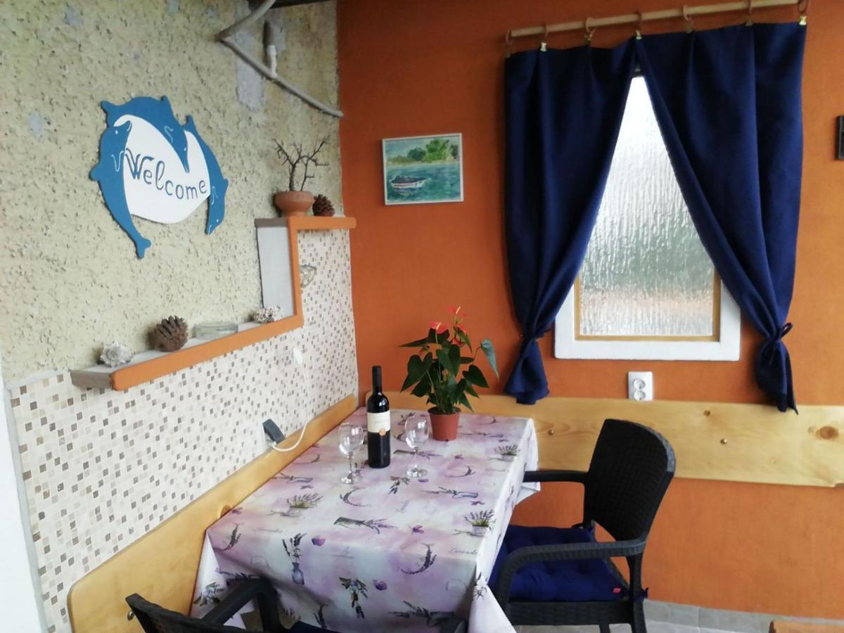 Apartment Agava Miholascica Bagian luar foto