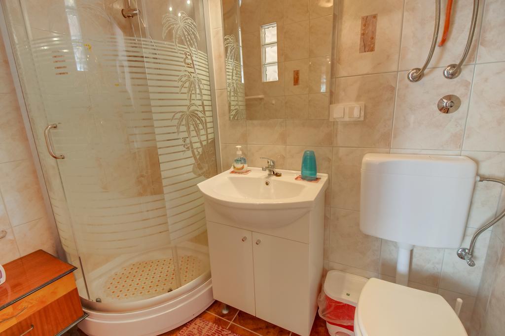 Apartment Agava Miholascica Bagian luar foto